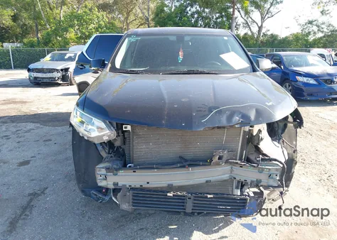 2019 Chevrolet Traverse Ls z USA, uszkodzony, nr VIN 1GNERFKW0KJ222753